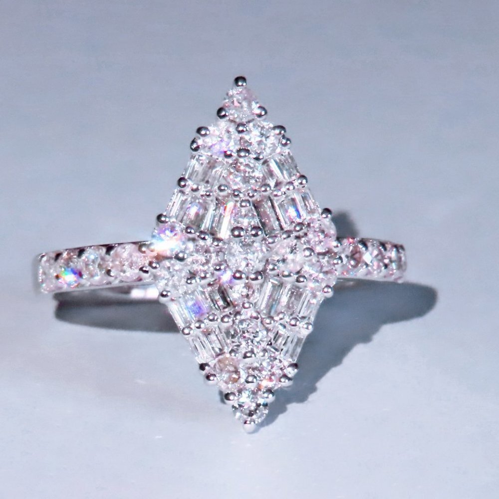 🎀 Trendy Rhombus Flower Rectangle Gemstone Zircon Rings for Women, PD158